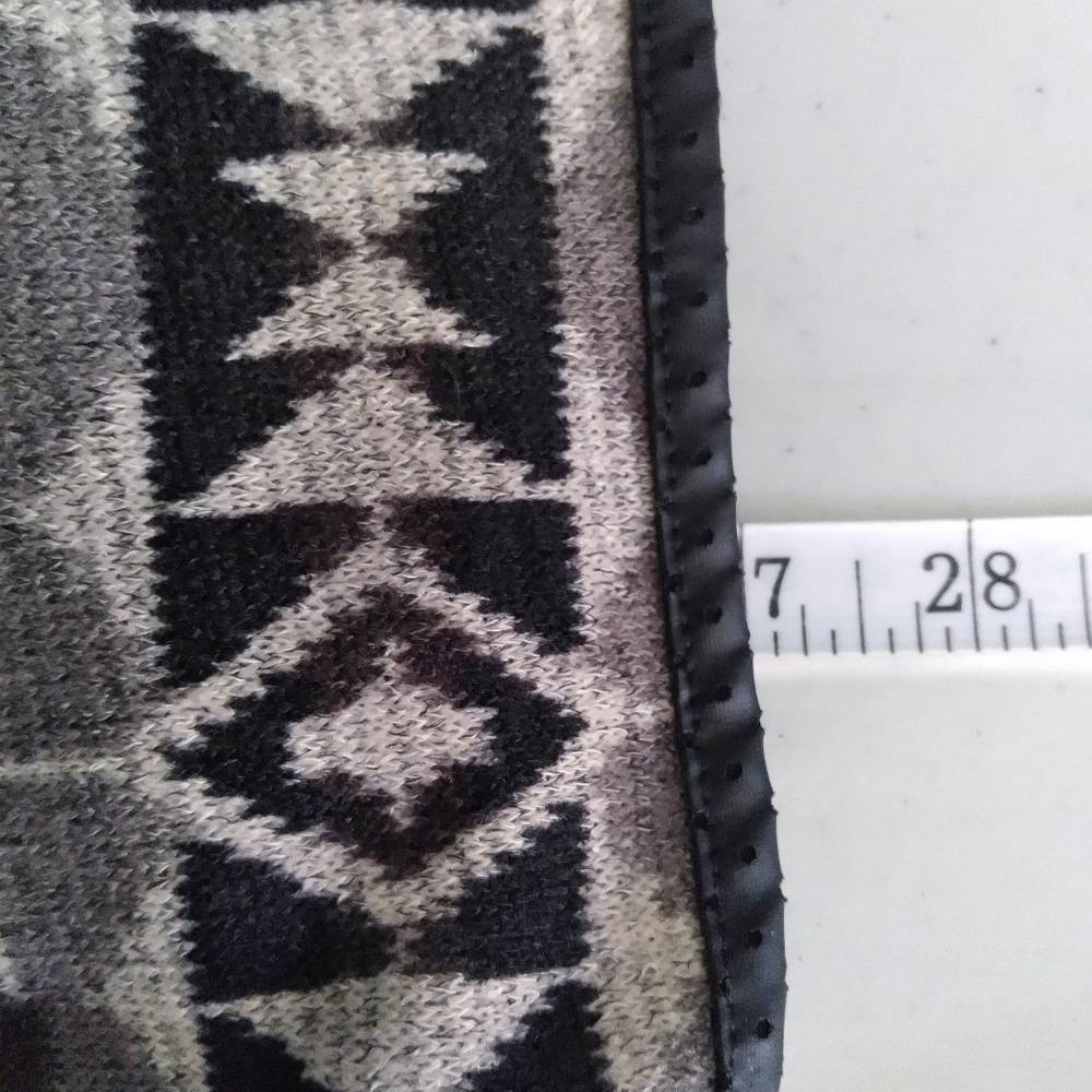 southwest aztek tunic shirt v neck - Picture 8 of 8